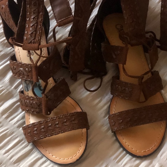 Gladiator Brown Sandals - Picture 3 of 3